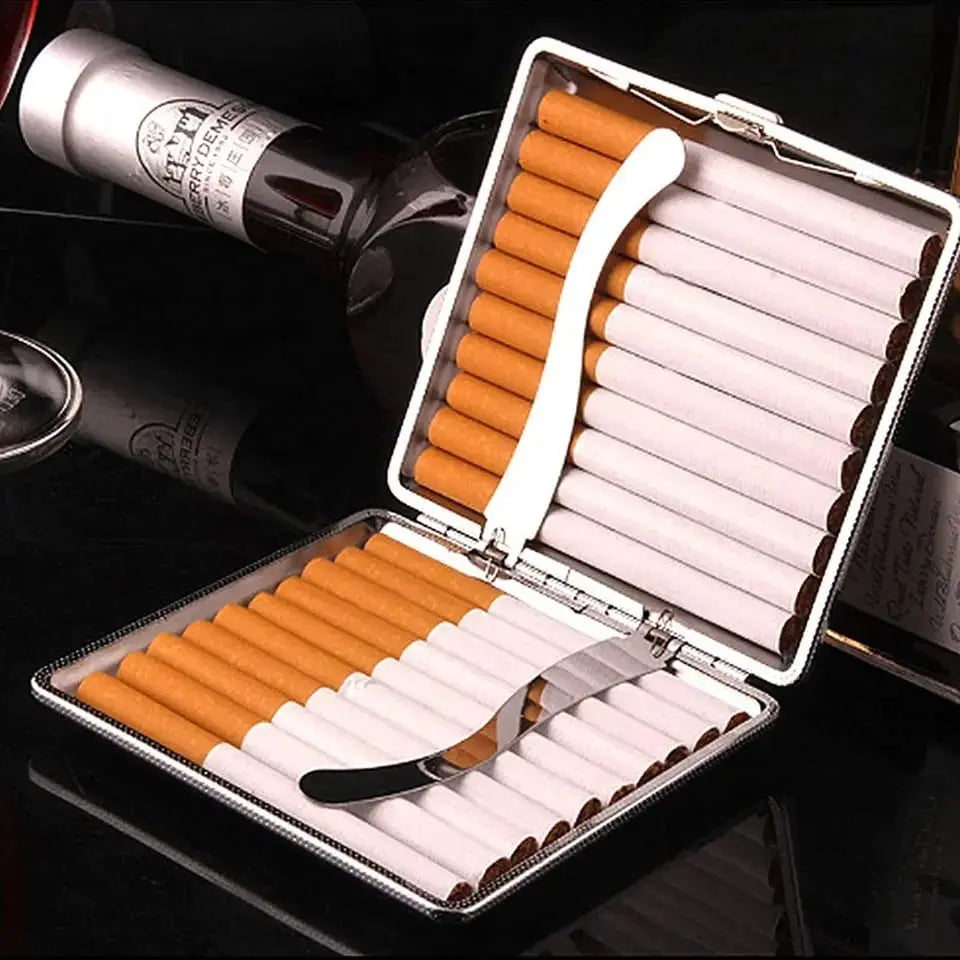Cigarette case with cigarettes
