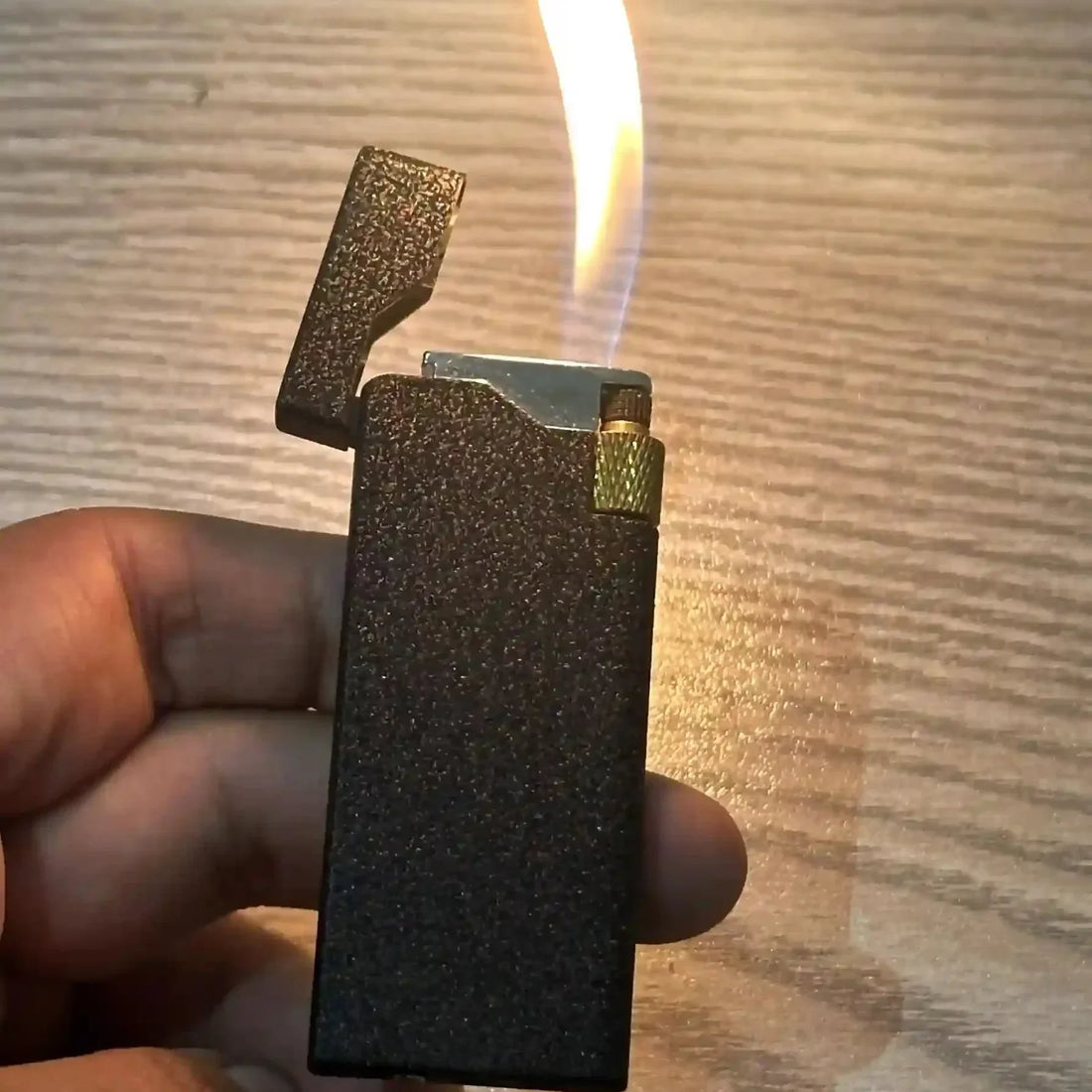 Why Luxury Lighters Are Becoming a Style Trend in Pakistan