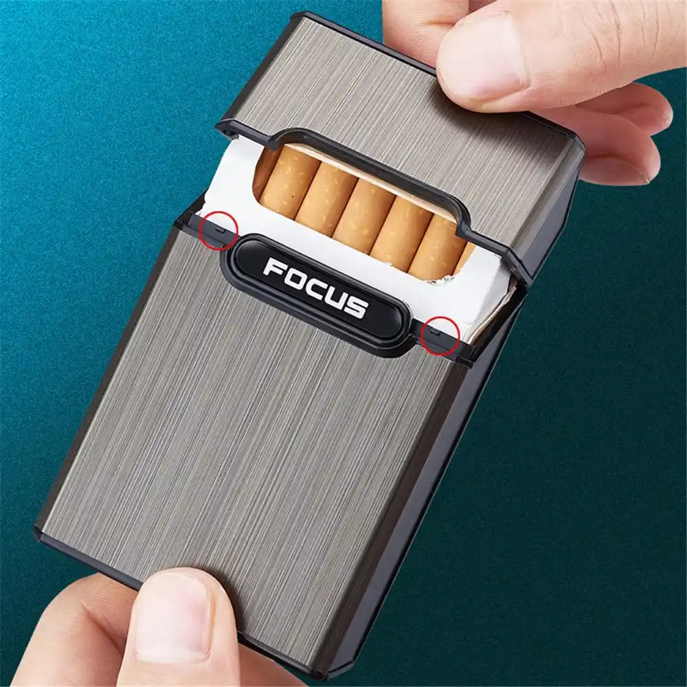 Opening Focus Cigarette case