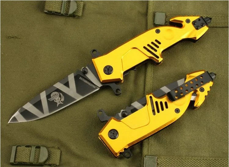 OEM-Extrema-Ratio-MF3-Golden-Folding-Knife-on-green cloth