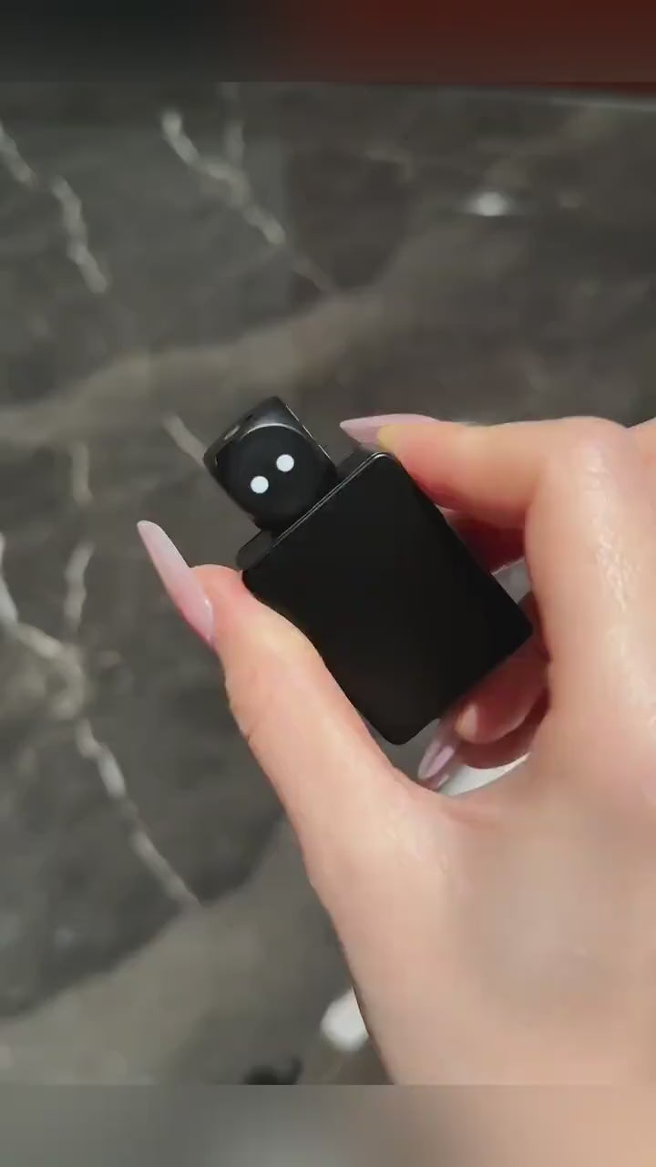 Rotating Green Flame Metal Poker Design Lighter 